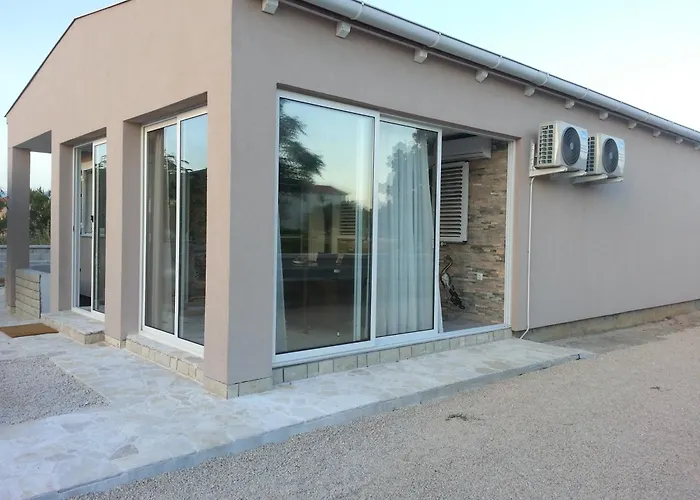 Villa Villa More Vir