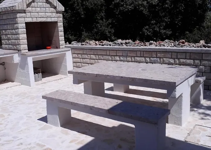 Villa More Vir Villa *