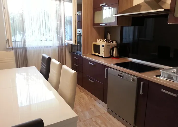 Villa Villa More Vir *