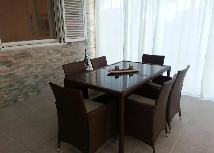 Villa Villa More Vir