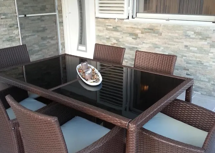 Villa Villa More Vir Vir