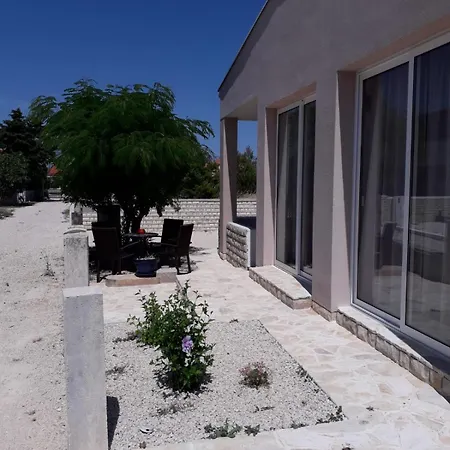 Villa More Vir * Vir