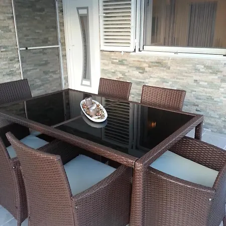 Villa Villa More Vir Vir